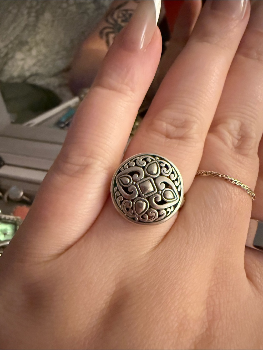 Intricate Filigree Round Statement Ring - Silver